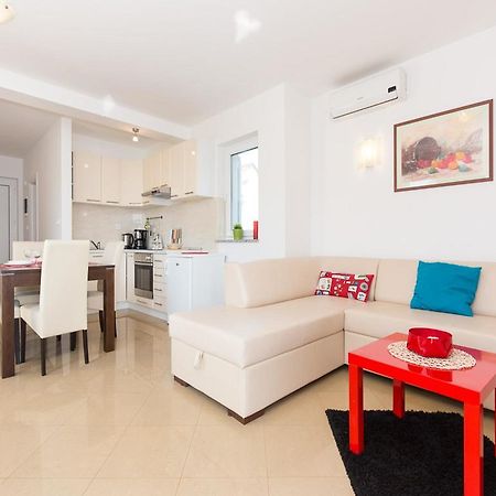Apartments Josip Čižići Eksteriør bilde