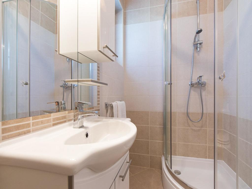 Apartments Josip Čižići Eksteriør bilde