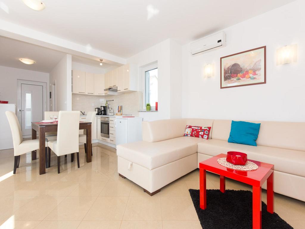 Apartments Josip Čižići Eksteriør bilde