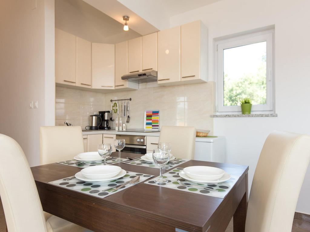Apartments Josip Čižići Eksteriør bilde